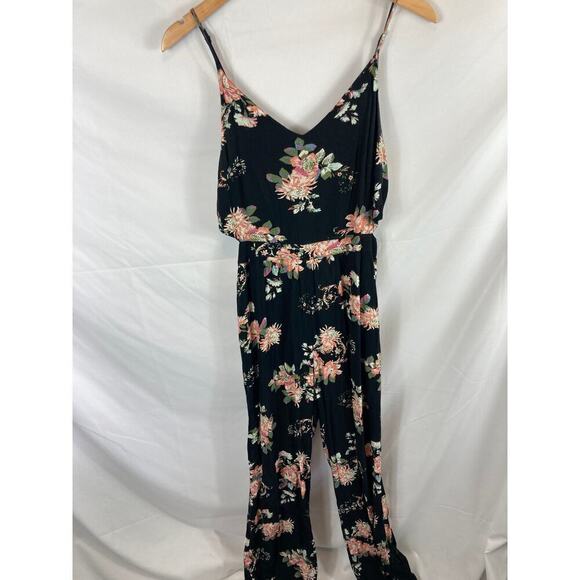American Eagle Outfitters Pants - American Eagle Floral Print Jumpsuit Size Medium
